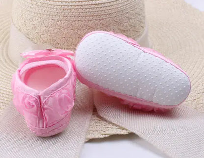 Baby Girl Bow Moccasin Soft Sole Crib Shoes | First Walker 0-18 Months