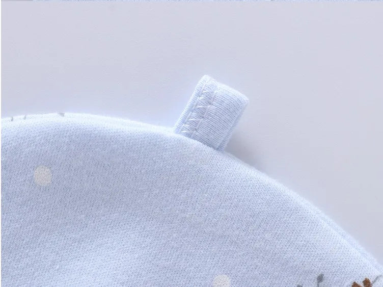 7-Piece Newborn Baby Clothing Set | Cartoon Cotton T-Shirt, Pants & Hat 0-3 Months