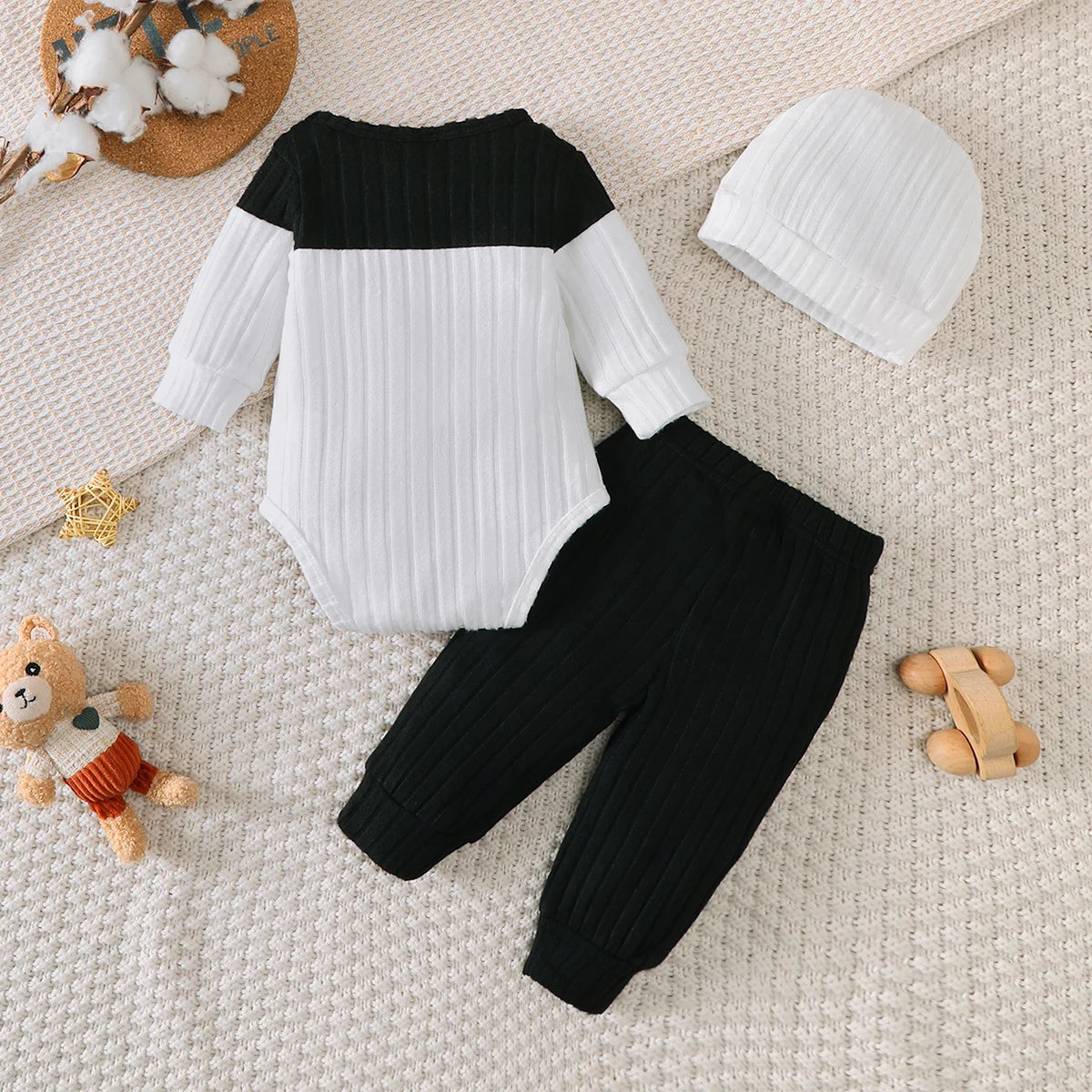 Newborn Baby Boy 3-Piece Set | Bodysuit, Pants & Hat 1-18 Months