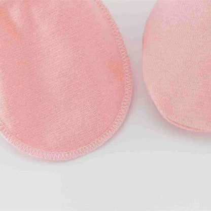 Newborn Beanie, Anti-Scratch Mitts & Foot Cover Set | 3-Piece Baby Gift