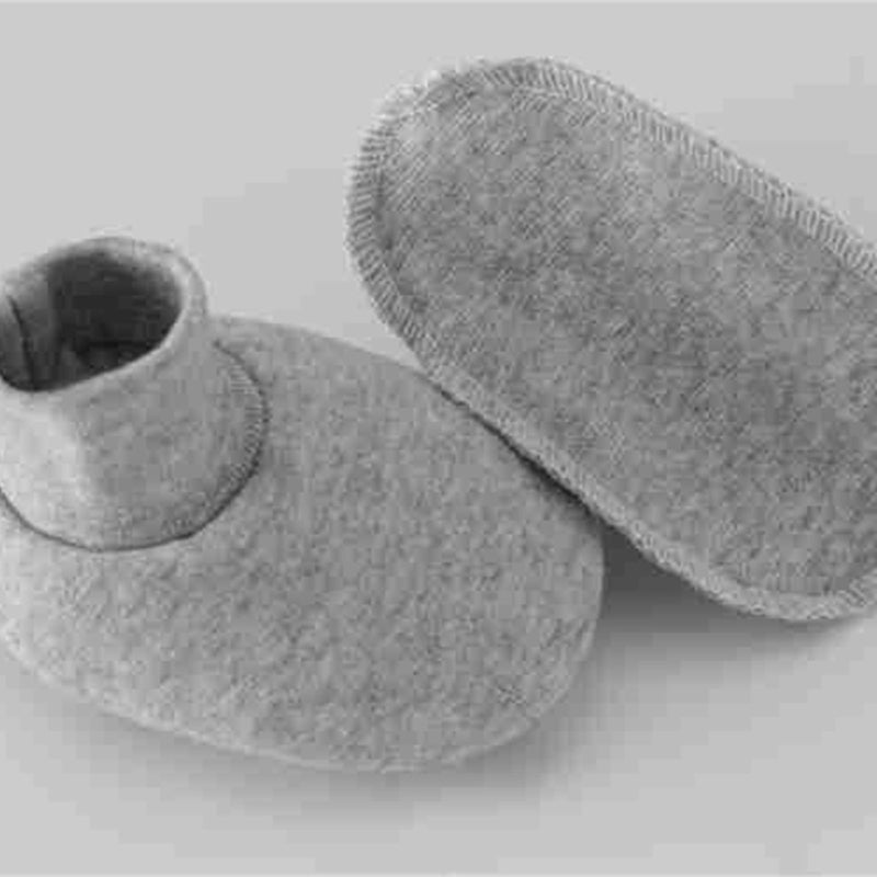 Newborn Beanie, Anti-Scratch Mitts & Foot Cover Set | 3-Piece Baby Gift