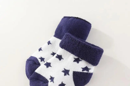 Newborn Baby 5-Piece Gift Set | Bodysuit, Pants, Gloves, Hat & Socks 0-12M